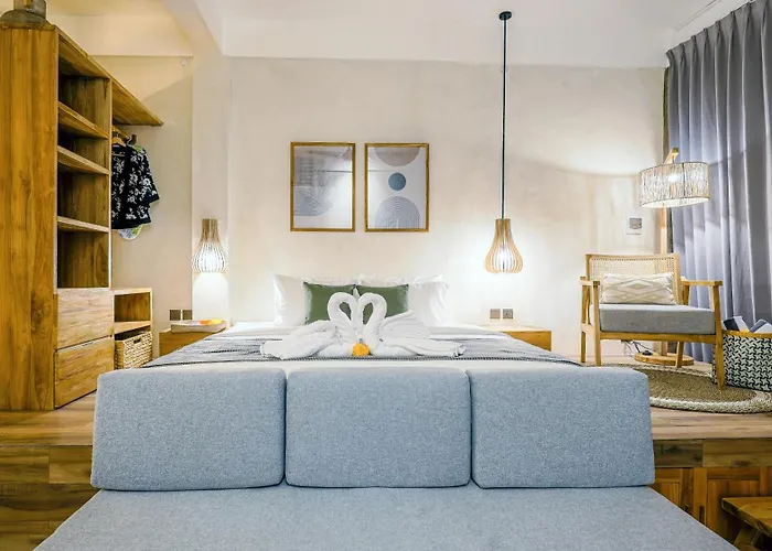 Alaya Homes B - Stylish Japandi Loft In